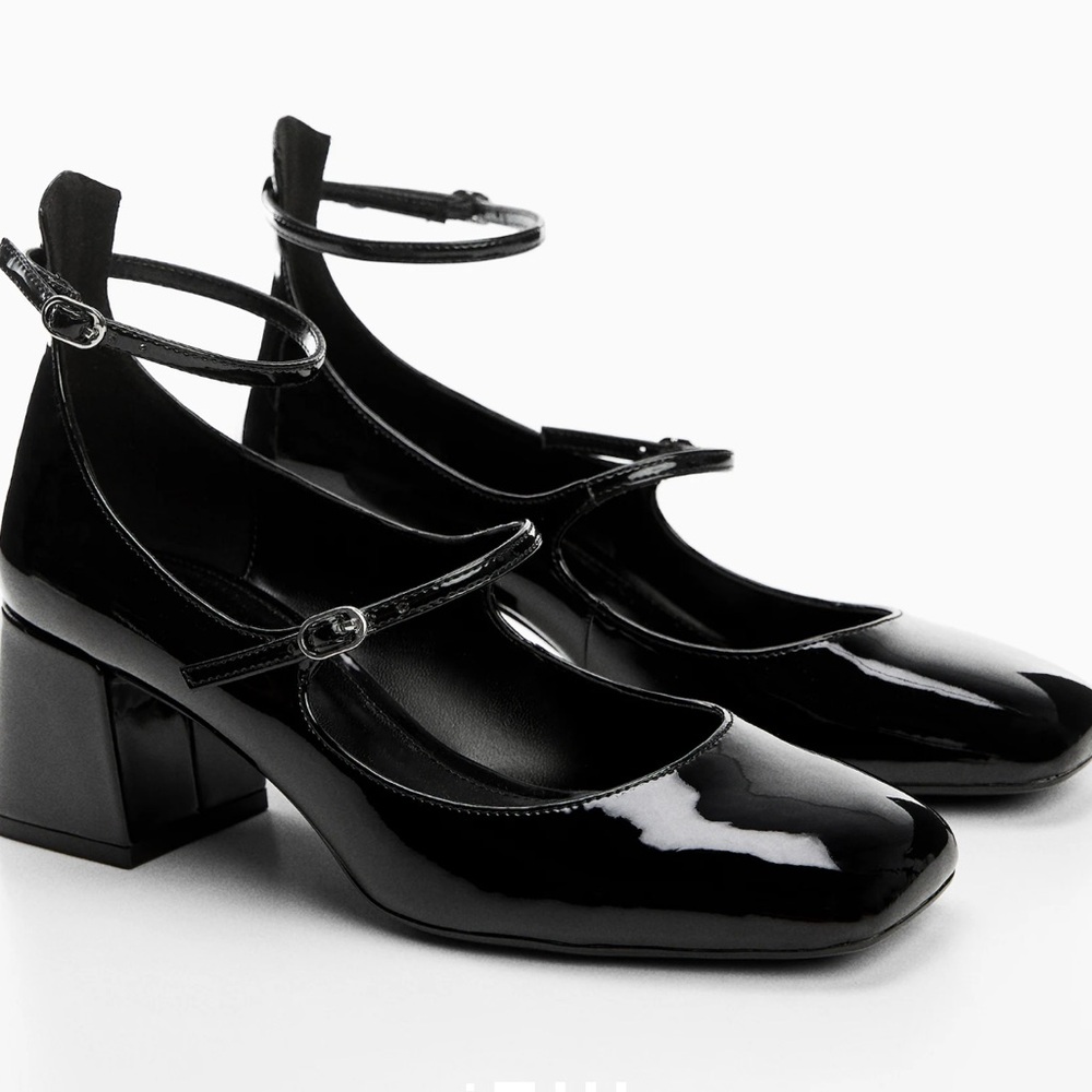 Like New Black Patent Leather Mango Shoes Mary Jane Size 6 US 36 EUR